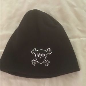 Skull hat with rhinestone skull